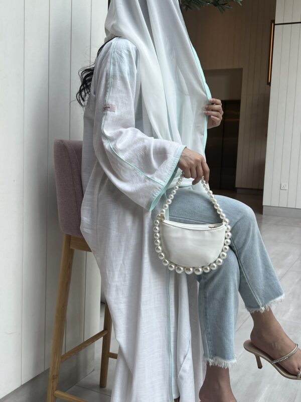 Abaya 02